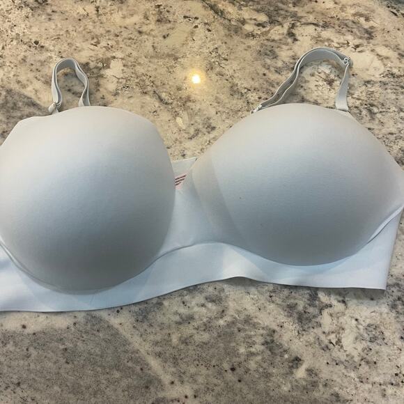 Victoria's Secret Padded No-Wire Bra 44DD - Picture 1 of 5